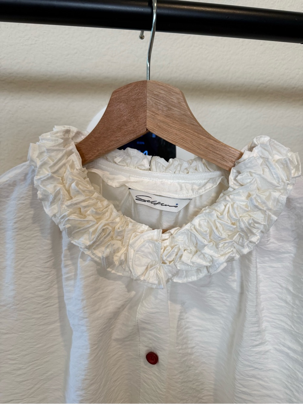 White Ruffle-Collar Button-Up Shirt - Picture 2 of 11